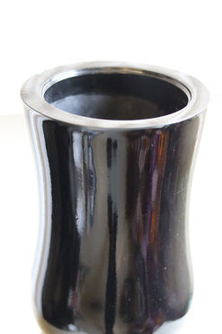 Czerń Żałobna C, ciężki flakon nagrobny, wys.28cm