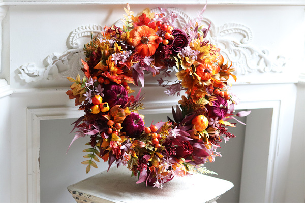 Velvet Autumn Pumpkins, jesienny wianek z aksamitnymi dyniami