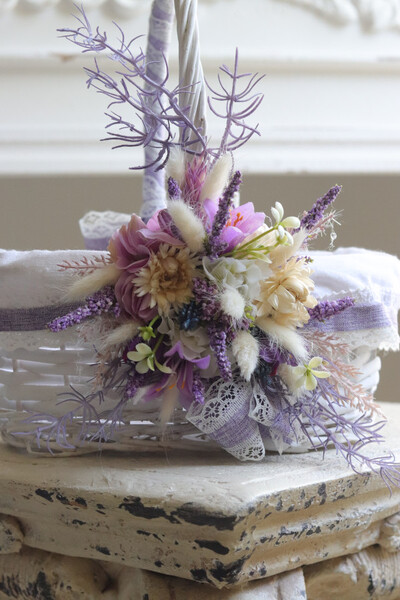 Silvietta Very Perri, dekorowany koszyczek wielkanocny