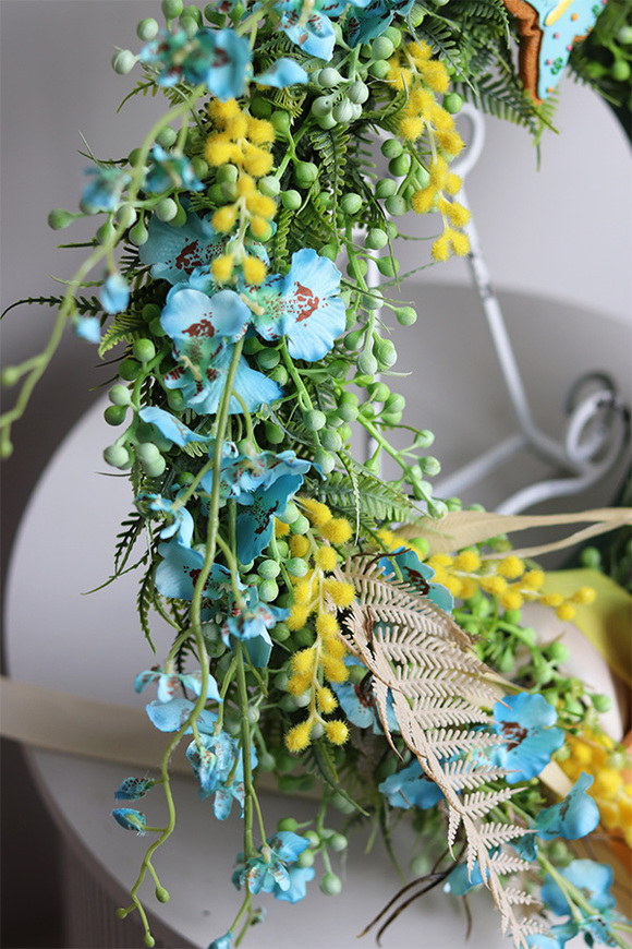 Romantic Therese, wiosenny wianek na drzwi