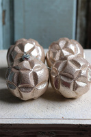 Champagne, bombki choinkowe, szampańskie złoto, śr.8cm, kpl.4szt