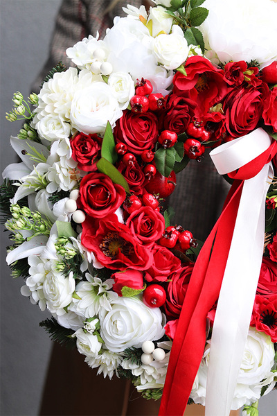 Kotylion, patriotyczny wianek dekoracyjny