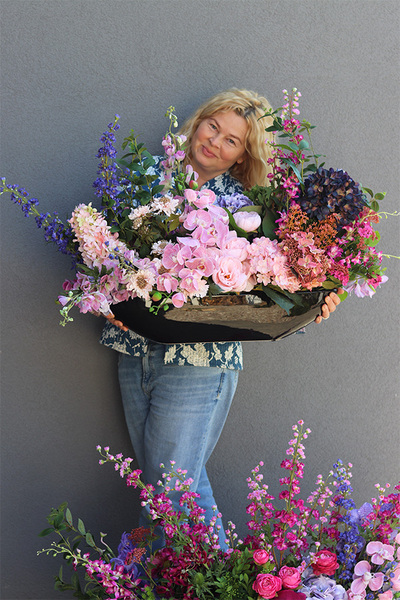 Bellrose Laos, kompozycja w ceramicznej łódce 