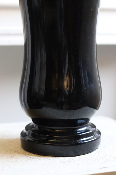 Czerń Żałobna ciężki flakon nagrobny