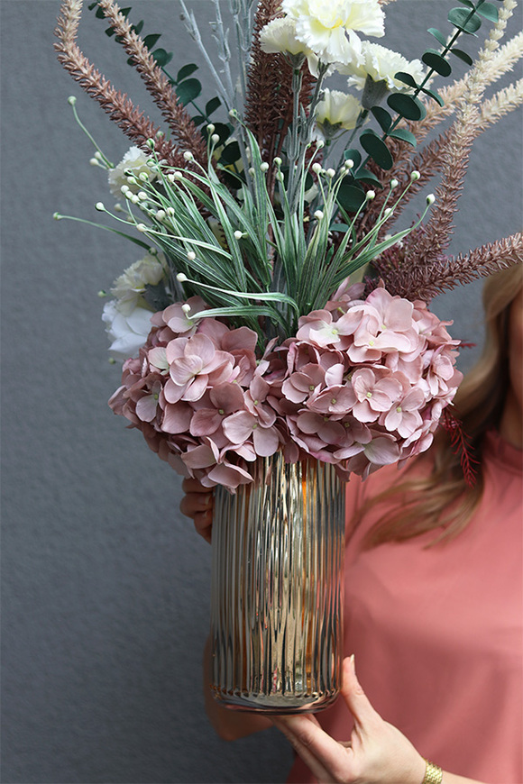 Lirena, dekoracyjny bukiet w wazonie