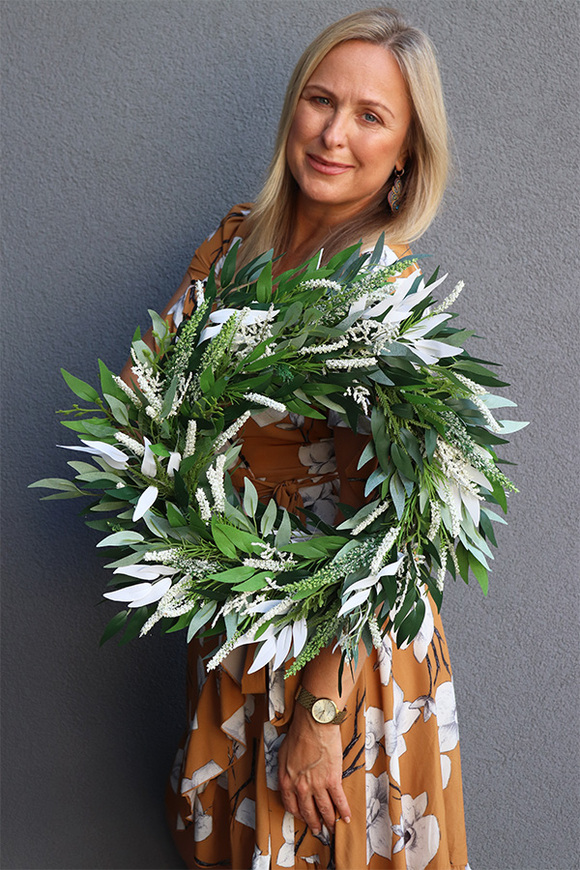 Białe Wrzosy, jesienny wianek na drzwi, śr.45cm