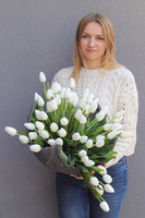 Volcan Tulippo White, kompozycja nagrobna w misie, wym.44x76cm