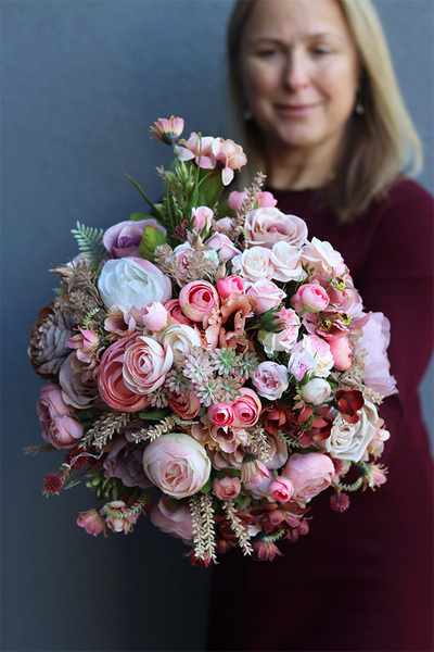 bajeczna kompozycja we flowerboxie Berrina Pink