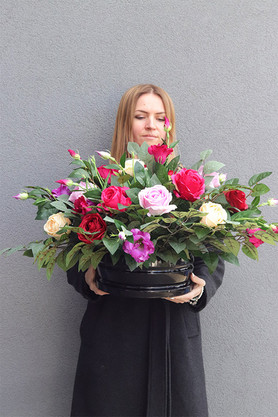 Georgina, kompozycja nagrobna w misie	