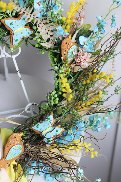 Romantic Therese, wiosenny wianek na drzwi