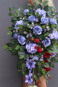 Aurora Volcan, wiązanka nagrobna na ciężkiej tacy, dł.90cm 