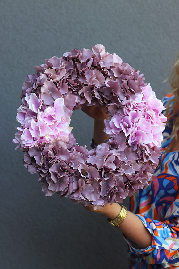 Violetta, wianek z fioletowych hortensji