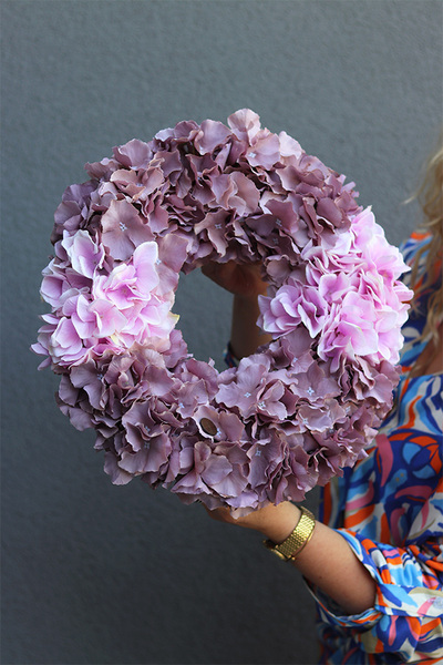 Violetta, wianek z fioletowych hortensji