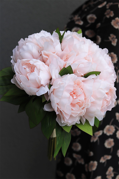 Aura, bukiet morelowo różowych peonii, wys.38cm 