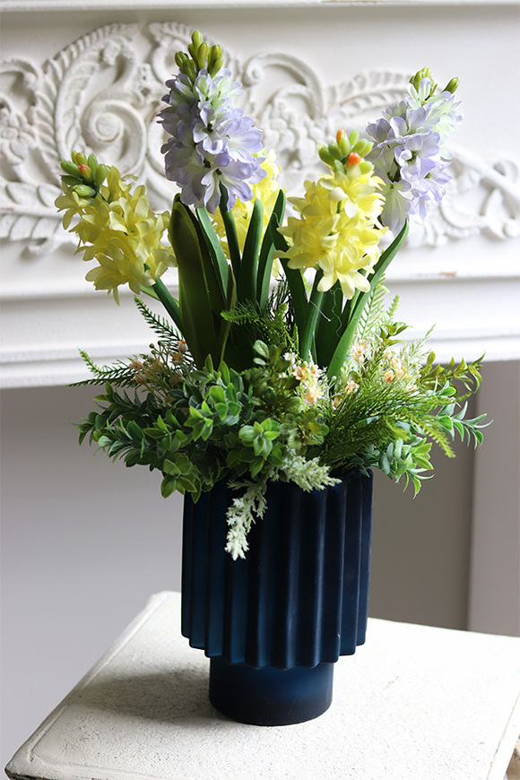 Wiosenne Morlano, hiacynty w wazonie