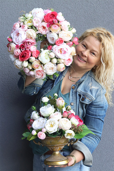 Kwiatowa Pokusa, kolorowy wianek na drzwi