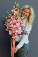 Mieczyki Mortario, bukiet nagrobny do położenia