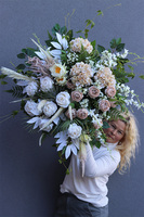 Mortario Relana, kompozycja nagrobna w misie