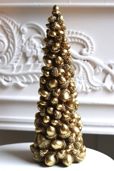 Acorn Yule, świąteczna figurka choinka	