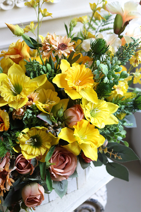 Wiosenne Rabaty, dekoracja nagrobna w skrzynce