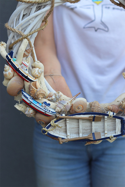 Borneo 2, marynistyczny wianek z łódkami