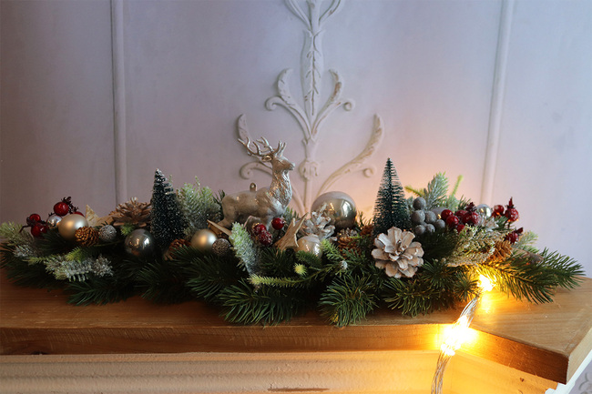 Jeleń na Rykowisku, bożonarodzeniowy stroik girlanda