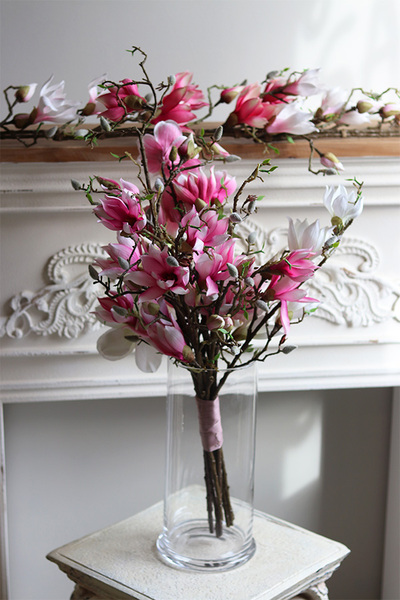 bukiet różowych kwiatów, Magnolie