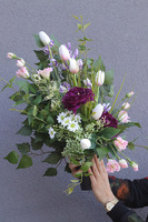 Neredia, bukiet nagrobny we wkładzie