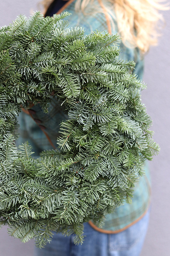 Nobilis, wianek świąteczny z żywych gałązek, śr.40cm 