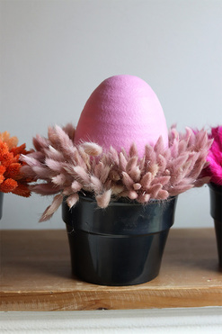 Kolorowe Jaja, stroik wielkanocny z suszem, różowy, wys.25cm