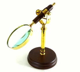 mosiężna Lupa na drewnianej podstawie 1, wys.32cm