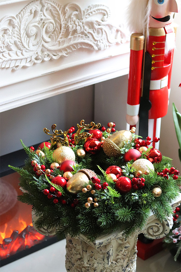 Bogactwo Świąt, wianek / stroik bożonarodzeniowy