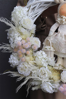 Doll Madleine, wianek dekoracyjny z lalką