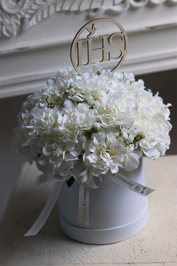 Estera, biały flowerbox komunijny