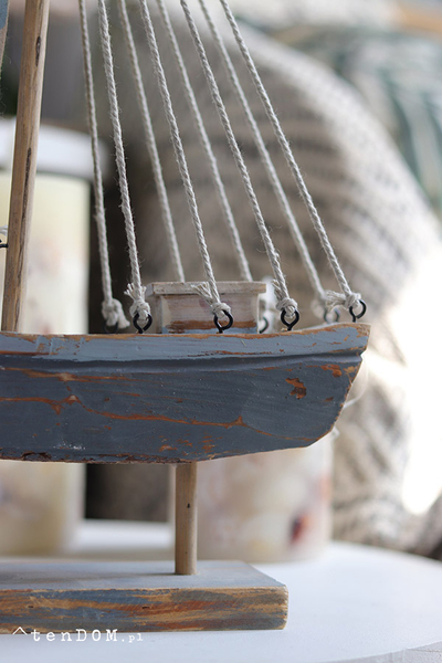 figurka żaglówka Morze Śródziemne, figurka drewniana