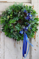 Mięta&Lobelia, dekoracyjny wianek z wstążeczkami