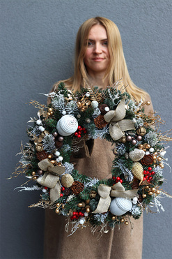 Goldira Delure, bogaty wianek świąteczny, śr.50cm 