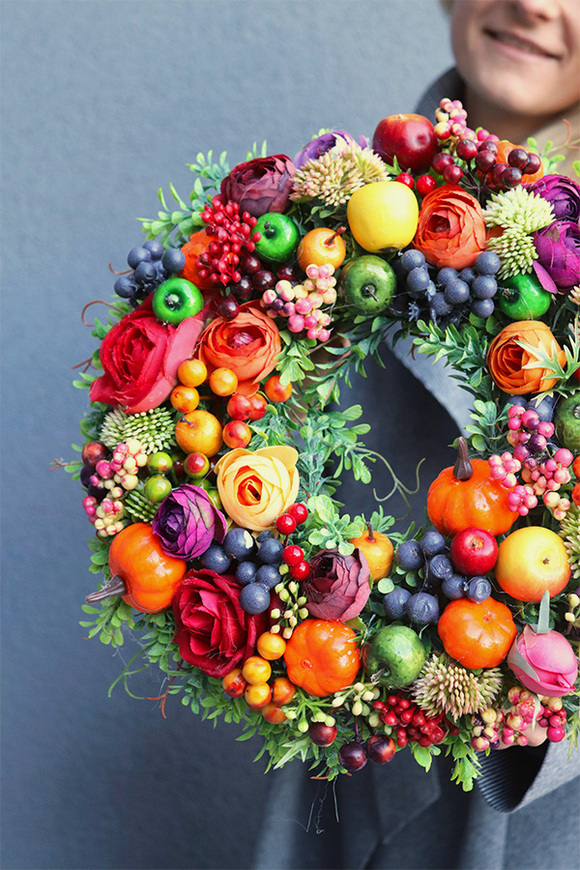 Nerria, wianek jesienny z owocami