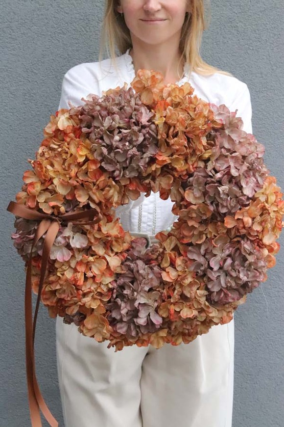 Fall Hydrangeas, wianek na drzwi z pomarańczowych hortensji	