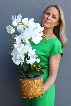 Miodowe Lato, sztuczny storczyk w żółtym naczyniu, wys.64cm