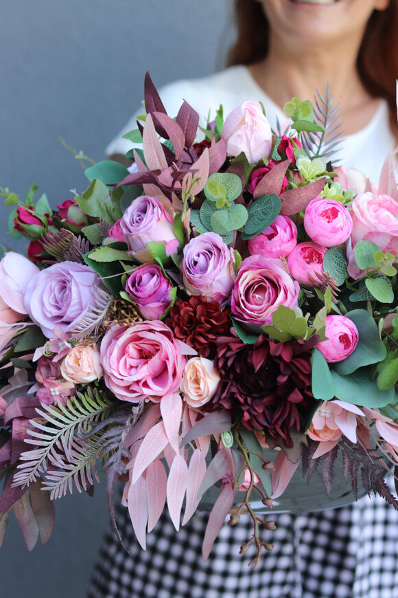 Tehera Silver, barwna kompozycja w srebrnej donicy