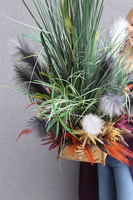 Coco Jumbo, sztuczna trawa w koszu z ziołami