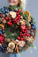 Wigilia Piernikowa, świąteczny wianek z suszem