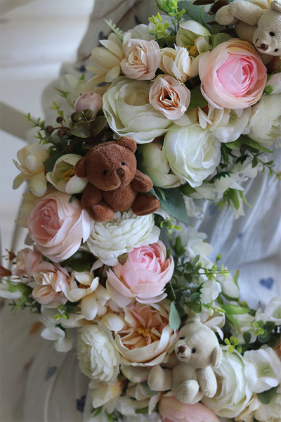 Słodkie Misie Teddy, uroczy wianek na drzwi