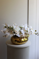  Lorient Gold Big, kompozycja kwiatowa w złotej misie