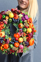 Nerria, wianek jesienny z owocami