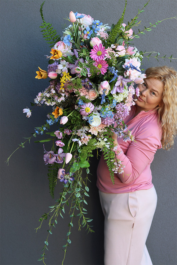 Mój Anioł Volcan, wiązanka nagrobna na tacy