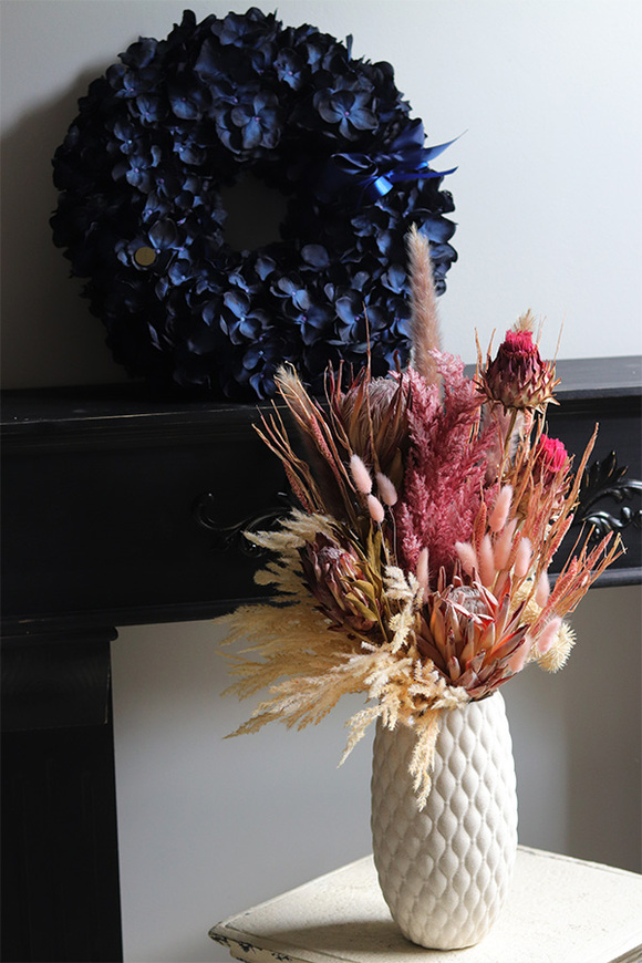 Boho Spring, kompozycja kwiatowa z suszem
