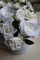 flowerbox z białymi kwiatami, Bielissa, wys.25cm 