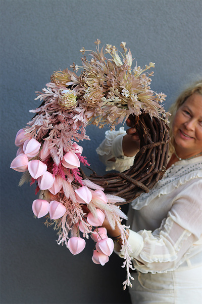 Jesienne Westchnienia, wianek asymetryczny z miechunką